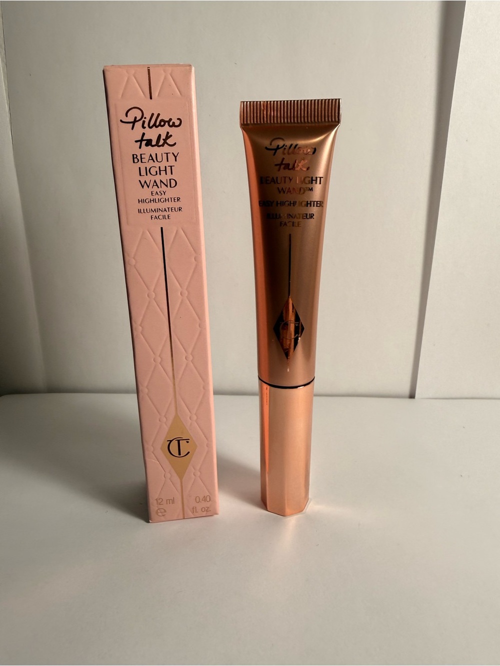 Charlotte Tilbury Beauty Light Wand Highlighter - Original Pillow Talk